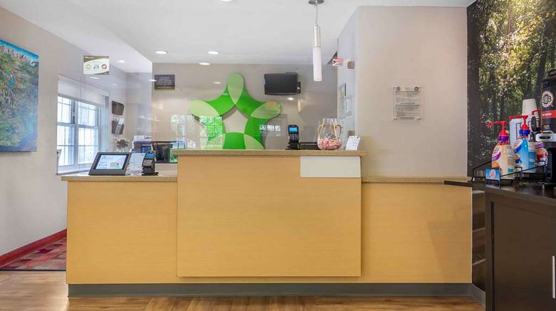 <b>Extended Stay America Northlake Lobby</b>. Images powered by <a href="https://iceportal.shijigroup.com/" title="IcePortal" target="_blank">IcePortal</a>.