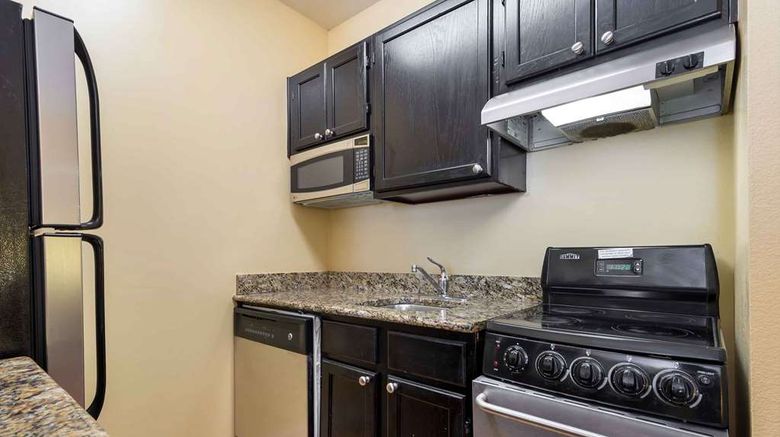 <b>Extended Stay America Northlake Room</b>. Images powered by <a href="https://iceportal.shijigroup.com/" title="IcePortal" target="_blank">IcePortal</a>.
