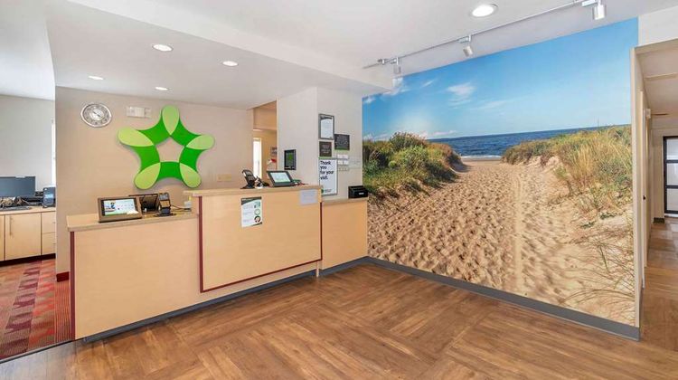 Extended Stay America Virginia Beach Lobby