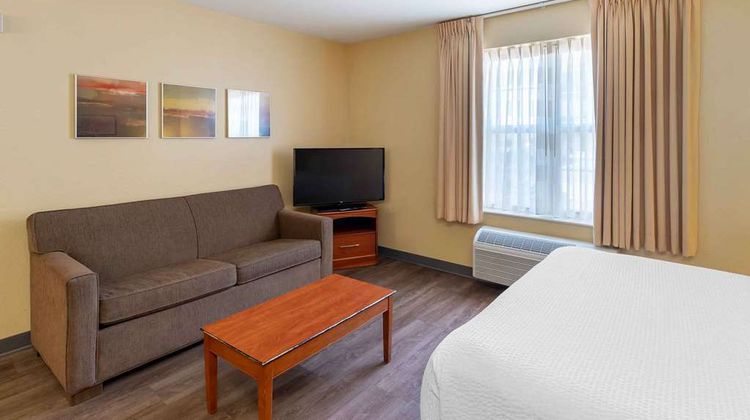 Extended Stay America Virginia Beach Room