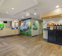 Extended Stay America Chantilly Lobby