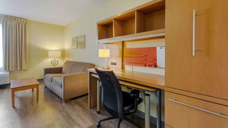 Extended Stay America Chantilly Room