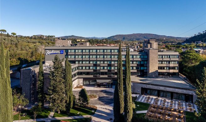 Radisson Blu Hotel, Florence Exterior