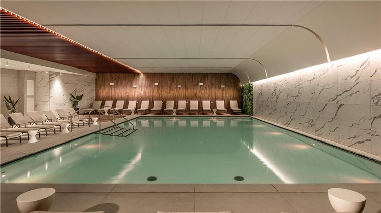 Radisson Blu Hotel, Florence Pool