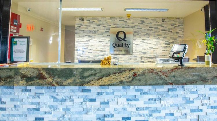 Quality Inn Lobby