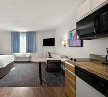 MainStay Stes Orlando Altamonte Springs Room