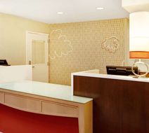 MainStay Suites Chicago Schaumburg Lobby