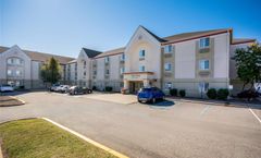 MainStay Suites Louisville/Jeffersontown