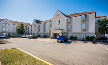 MainStay Suites Louisville/Jeffersontown