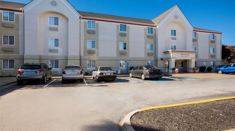 <b>MainStay Suites Louisville/Jeffersontown Exterior</b>. Images powered by <a href="https://iceportal.shijigroup.com/" title="IcePortal" target="_blank">IcePortal</a>.