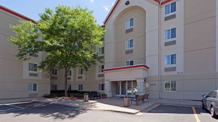 MainStay Suites Detroit Farmington Hills Exterior