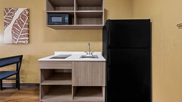 Suburban Studios Charlotte Exec Park Room