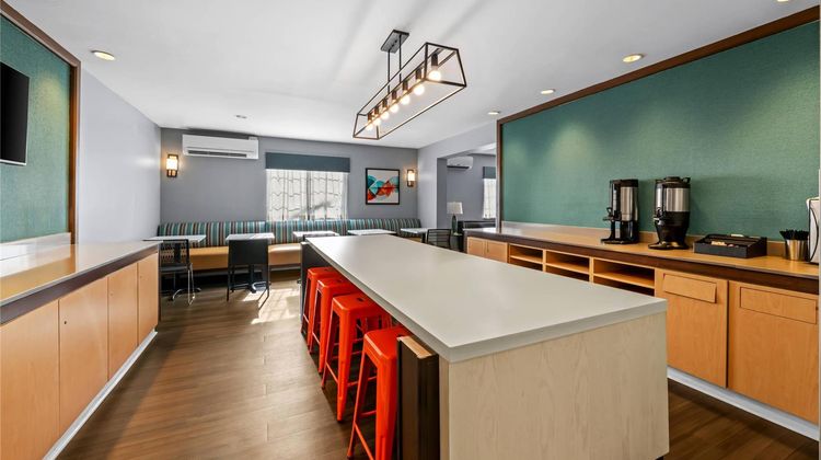 MainStay Suites Greensboro Restaurant