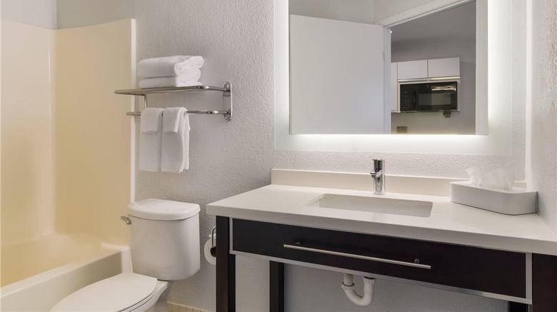 <b>MainStay Suites Raleigh - Cary Room</b>. Images powered by <a href="https://iceportal.shijigroup.com/" title="IcePortal" target="_blank">IcePortal</a>.