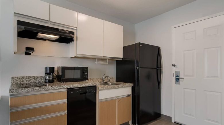 <b>MainStay Suites Raleigh - Cary Room</b>. Images powered by <a href="https://iceportal.shijigroup.com/" title="IcePortal" target="_blank">IcePortal</a>.