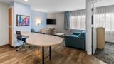 MainStay Suites Cincinnati Blue Ash Suite