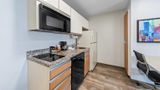 MainStay Suites Cincinnati Blue Ash Suite