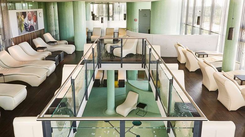<b>LOISIUM Wine & Spa Resort Langenlois Spa</b>. Images powered by <a href="https://iceportal.shijigroup.com/" title="IcePortal" target="_blank">IcePortal</a>.