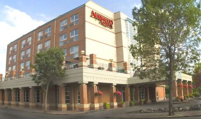 Norwood Hotel Exterior
