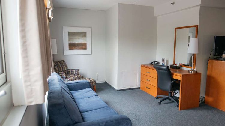 Norwood Hotel Room