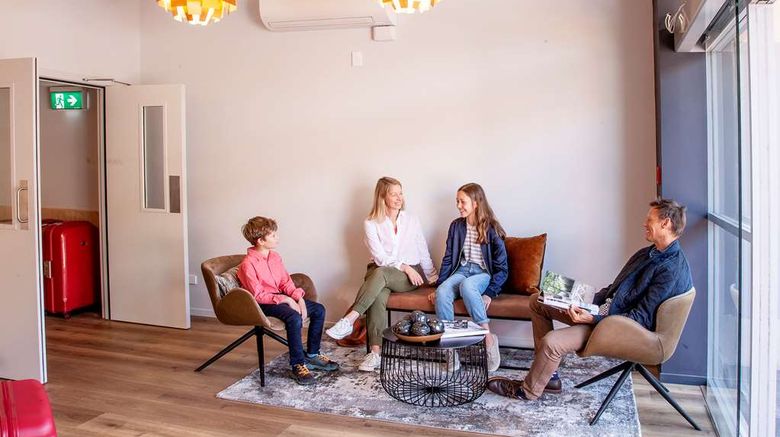 <b>Sojourn Apartment Hotel Lobby</b>. Images powered by <a href="https://iceportal.shijigroup.com/" title="IcePortal" target="_blank">IcePortal</a>.