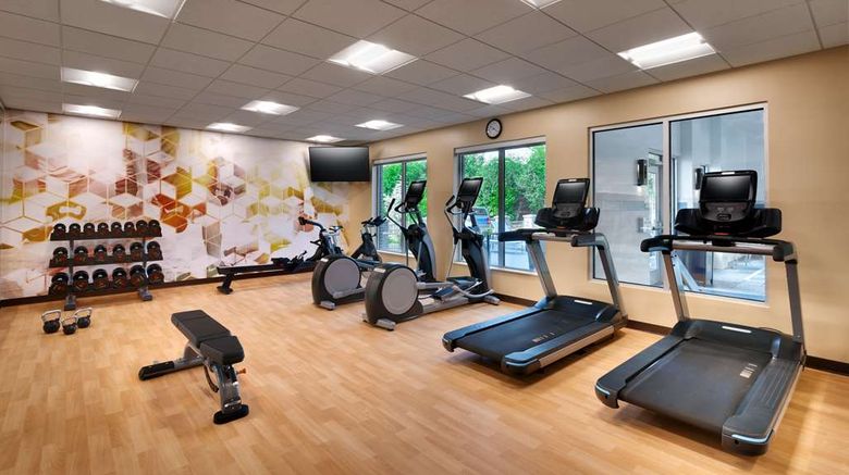 <b>Hyatt Place Fayetteville/Springdale Health</b>. Images powered by <a href="https://iceportal.shijigroup.com/" title="IcePortal" target="_blank">IcePortal</a>.