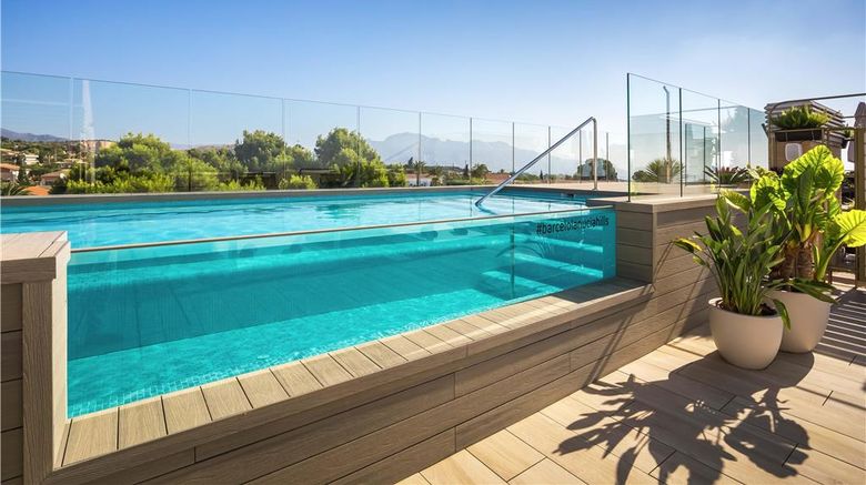 <b>Barcelo La Nucia Hills Pool</b>. Images powered by <a href="https://iceportal.shijigroup.com/" title="IcePortal" target="_blank">IcePortal</a>.
