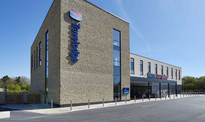 Travelodge Faringdon Oxfordshire Exterior