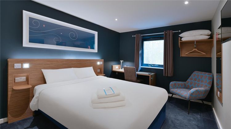 Travelodge Boston Room