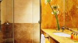Poli Hotel Room
