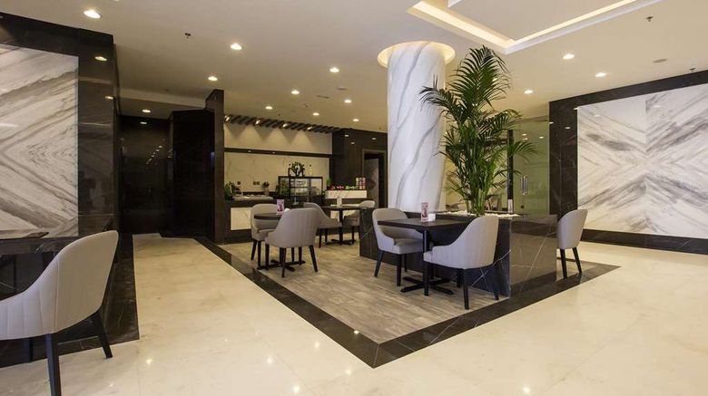 <b>Time Onyx Hotel Apartment Lobby</b>. Images powered by <a href="https://iceportal.shijigroup.com/" title="IcePortal" target="_blank">IcePortal</a>.