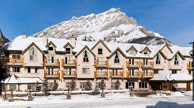 Rundlestone Lodge Exterior