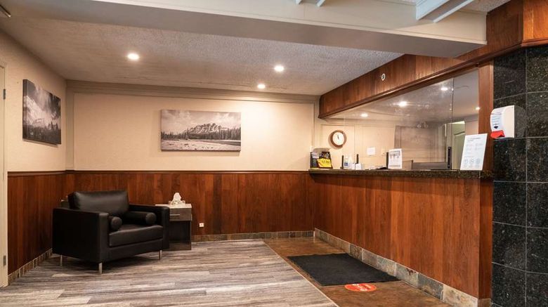 <b>Red Carpet Inn Lobby</b>. Images powered by <a href="https://iceportal.shijigroup.com/" title="IcePortal" target="_blank">IcePortal</a>.