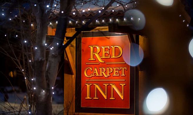Red Carpet Inn Exterior