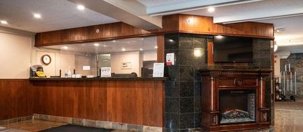 Red Carpet Inn Lobby