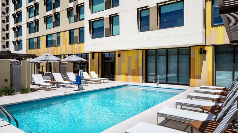 <b>Hyatt House North Scottsdale Pool</b>. Images powered by <a href="https://iceportal.shijigroup.com/" title="IcePortal" target="_blank">IcePortal</a>.
