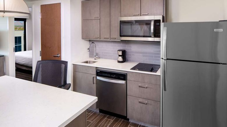 <b>Hyatt House North Scottsdale Suite</b>. Images powered by <a href="https://iceportal.shijigroup.com/" title="IcePortal" target="_blank">IcePortal</a>.