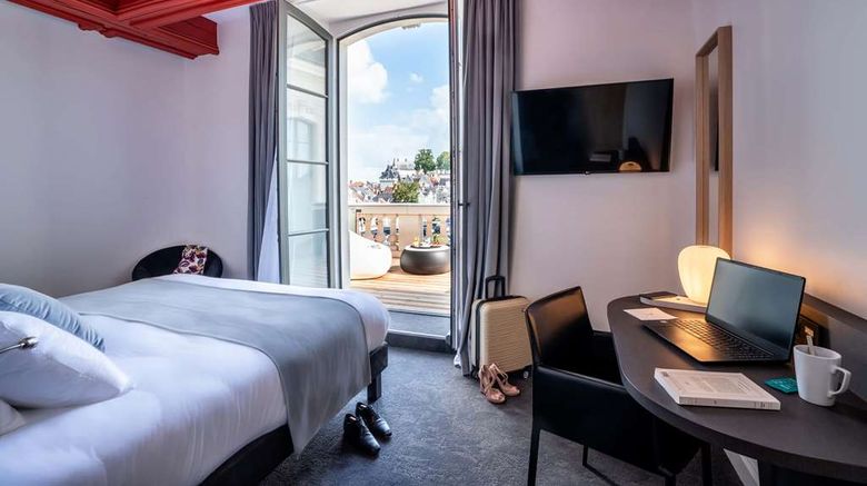 <b>Best Western Plus Hotel de la CiteRoyale Room</b>. Images powered by <a href="https://iceportal.shijigroup.com/" title="IcePortal" target="_blank">IcePortal</a>.