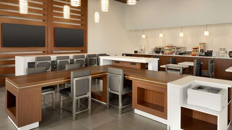 Wingate by Wyndham Murfreesboro Lobby
