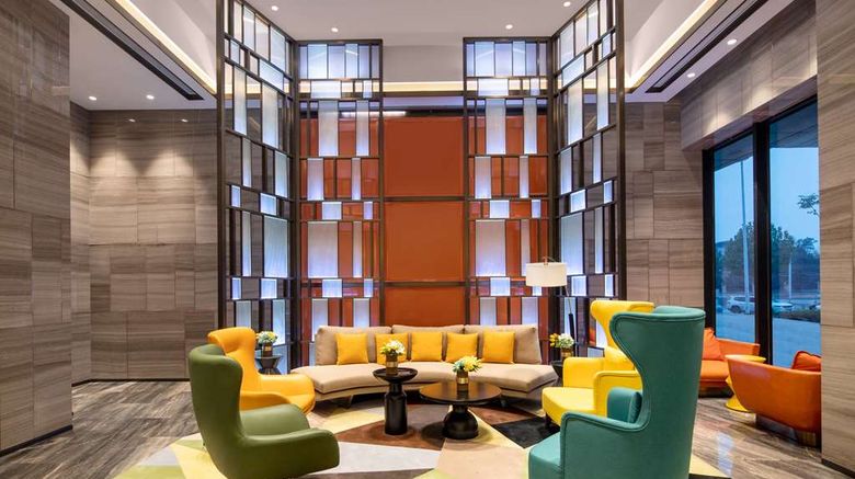 <b>Ramada by Wyndham Wuhan Jiang'an Lobby</b>. Images powered by <a href="https://iceportal.shijigroup.com/" title="IcePortal" target="_blank">IcePortal</a>.
