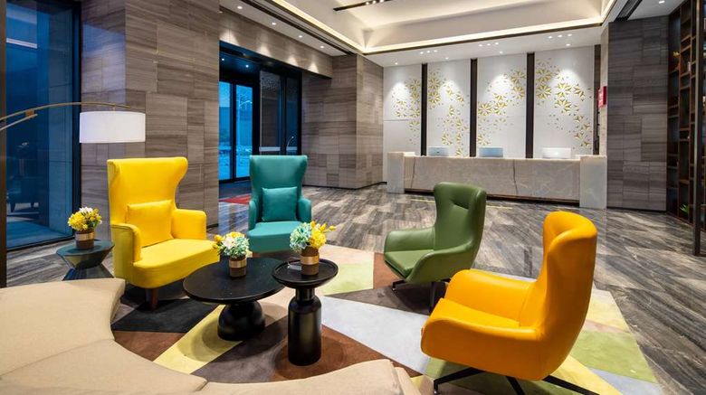 <b>Ramada by Wyndham Wuhan Jiang'an Lobby</b>. Images powered by <a href="https://iceportal.shijigroup.com/" title="IcePortal" target="_blank">IcePortal</a>.