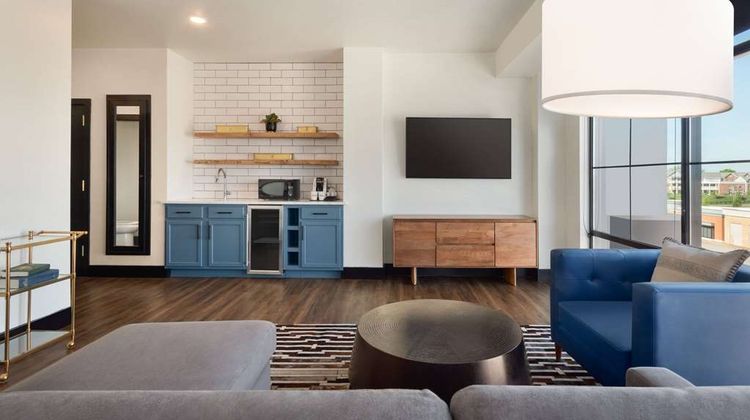 Origin Hotel Lexington Suite