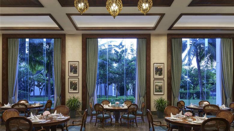 <b>Fairmont Sanya Haitang Bay Restaurant</b>. Images powered by <a href="https://iceportal.shijigroup.com/" title="IcePortal" target="_blank">IcePortal</a>.