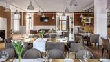 <b>Mercure Wiazowna Brant Restaurant</b>. Images powered by <a href="https://iceportal.shijigroup.com/" title="IcePortal" target="_blank">IcePortal</a>.