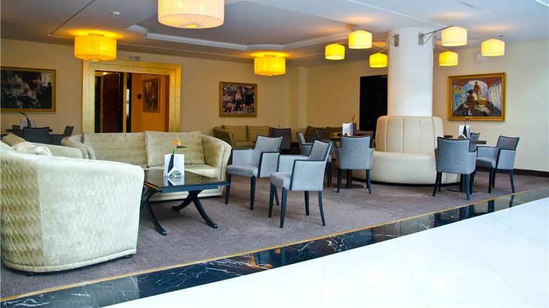 <b>Concorde Paris Lobby</b>. Images powered by <a href="https://iceportal.shijigroup.com/" title="IcePortal" target="_blank">IcePortal</a>.