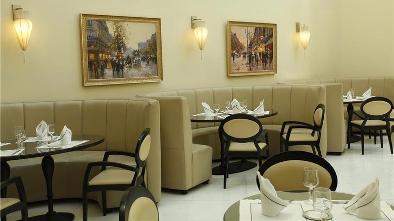 <b>Concorde Paris Restaurant</b>. Images powered by <a href="https://iceportal.shijigroup.com/" title="IcePortal" target="_blank">IcePortal</a>.