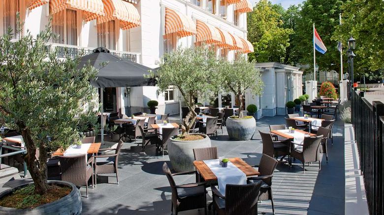 <b>Carlton Ambassador Hotel Restaurant</b>. Images powered by <a href="https://iceportal.shijigroup.com/" title="IcePortal" target="_blank">IcePortal</a>.