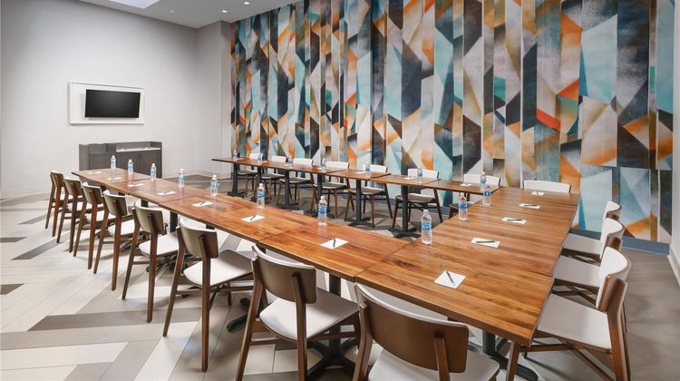 Hyatt Place New York Chelsea Meeting