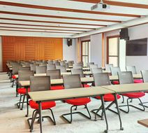 Howard Johnson The Bund Hotel Gasa Meeting