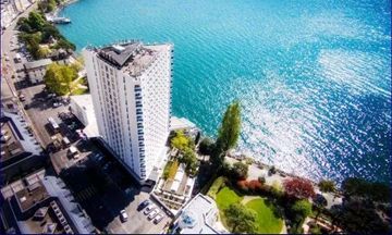 Mona Montreaux